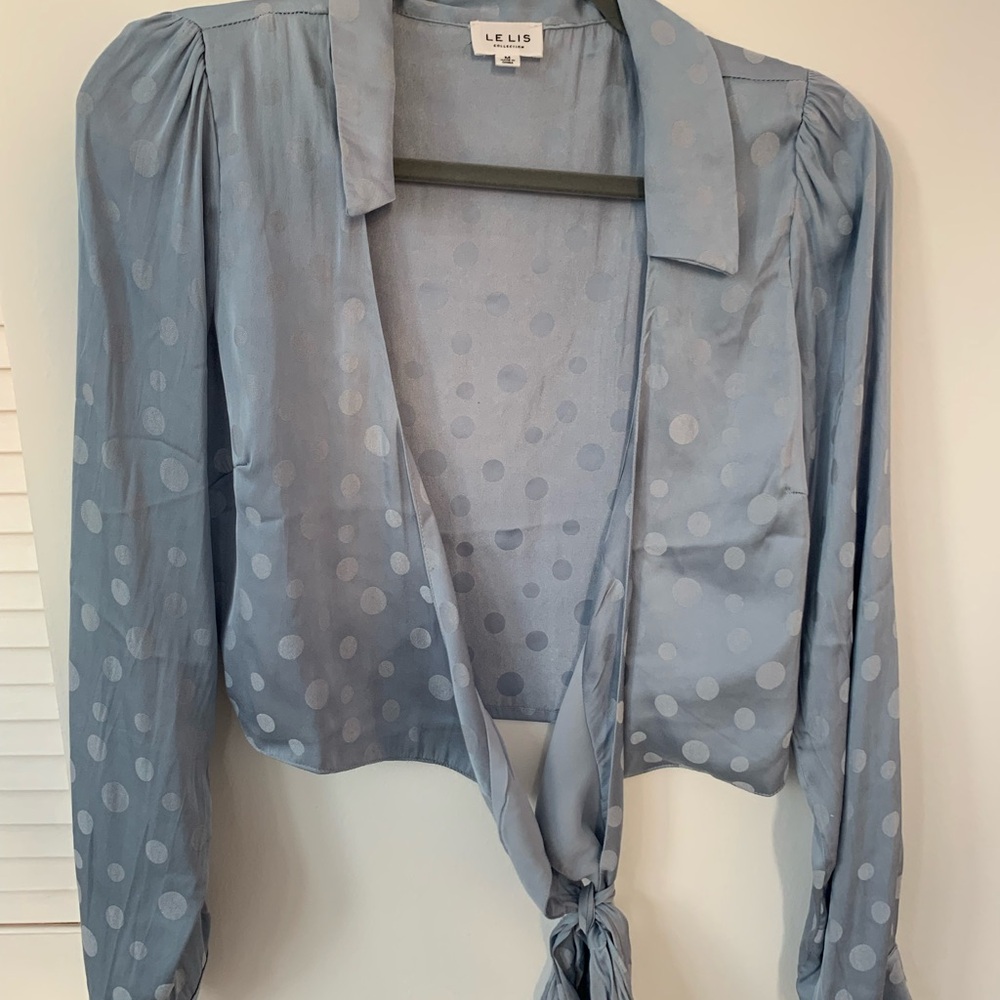Le Lis Women's Blue Polka Dot Tie-Front Top